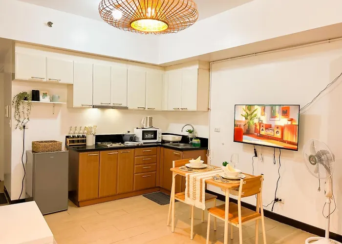 Bgc Luxury, Venice Grand Canal Mall #vlrtc27c Manila